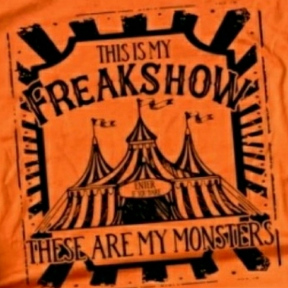 Freakshow Halloween Screen Print T-shirt - Picture 2 of 3